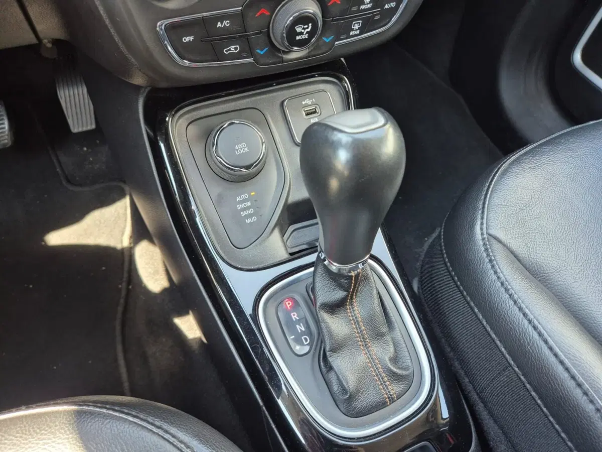 Jeep Compass usata a Como (9)