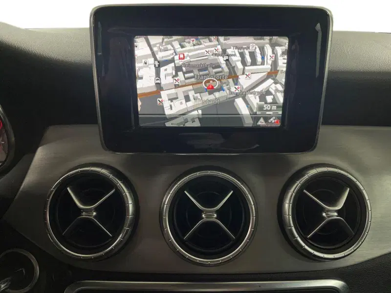 Mercedes-Benz CLA usata a Ancona (15)