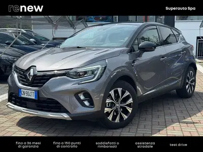 Renault Captur 1.6 full hybrid Techno 145cv auto del 2023 usata a Vigevano