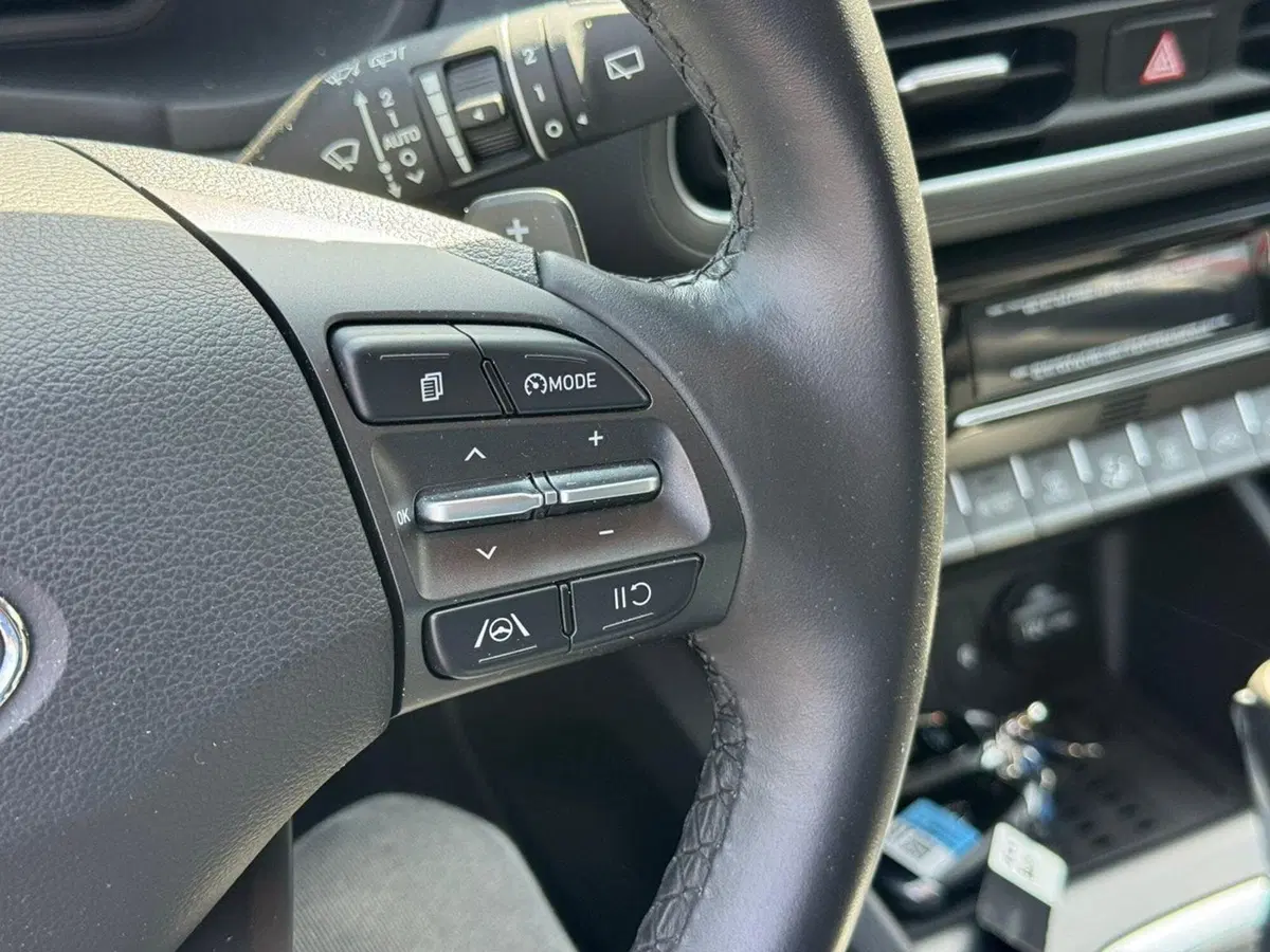 Hyundai Kona usata a Pavia (15)