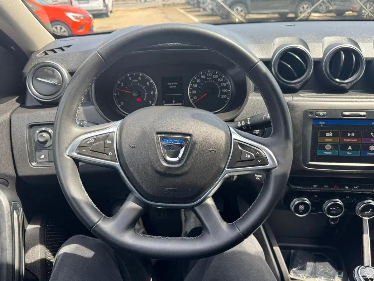 Dacia Duster usata a Pavia (8)