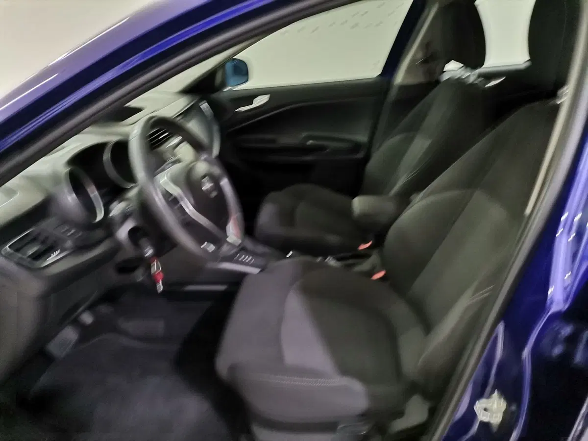 Alfa Romeo Giulietta usata a Salerno (9)