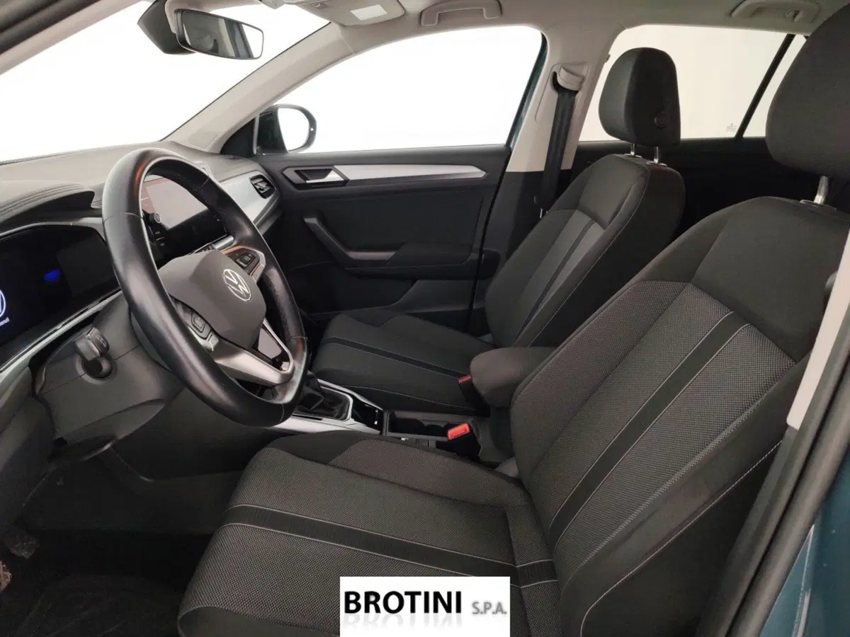 Volkswagen T-Roc usata a Massa-Carrara (7)