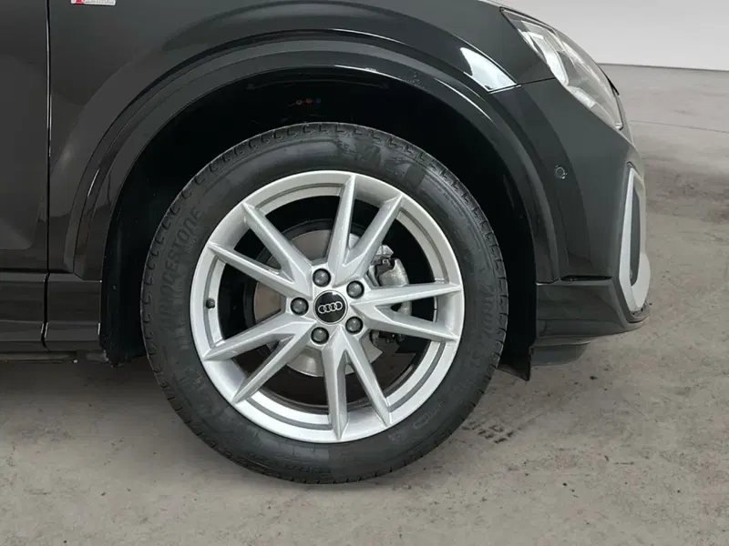 Audi Q2 usata a Napoli (19)
