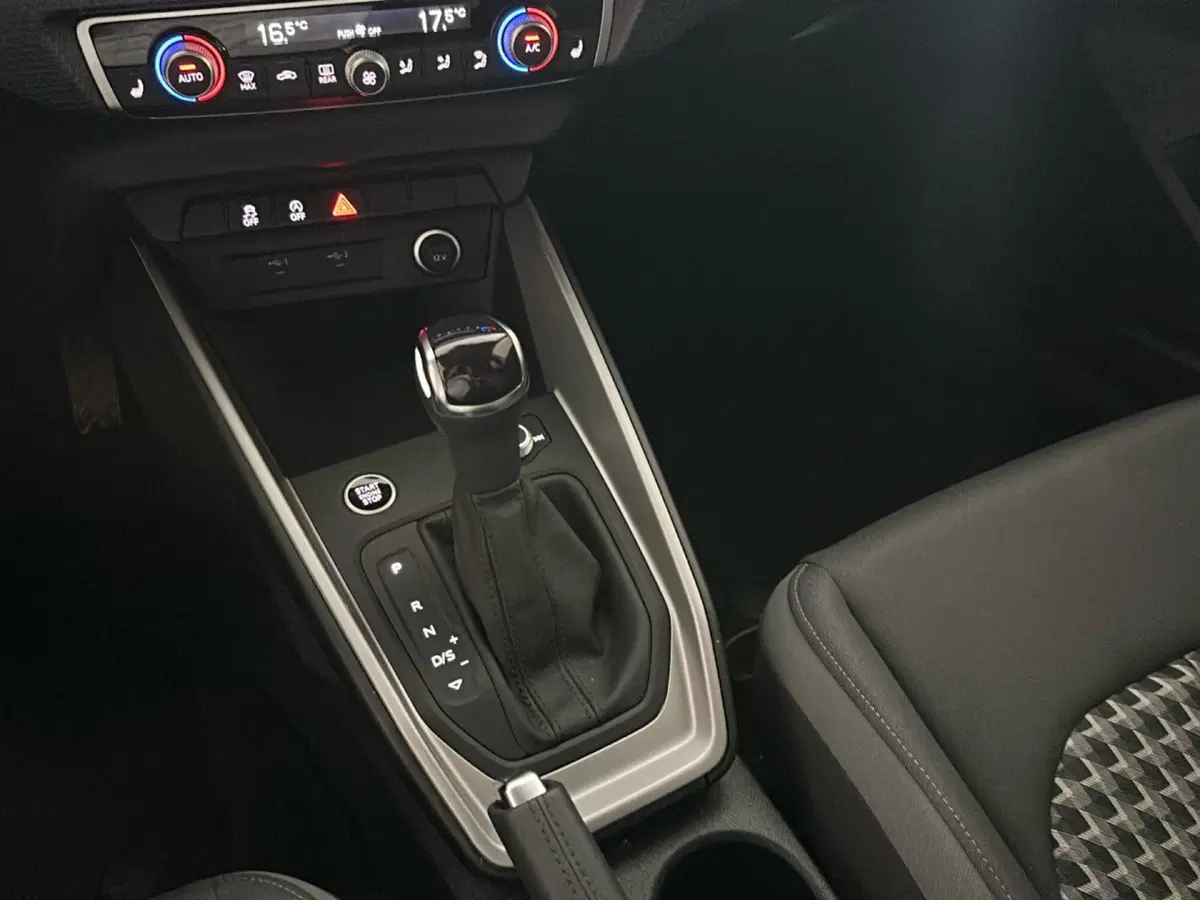 Audi A1 Sportback usata a Caserta (16)