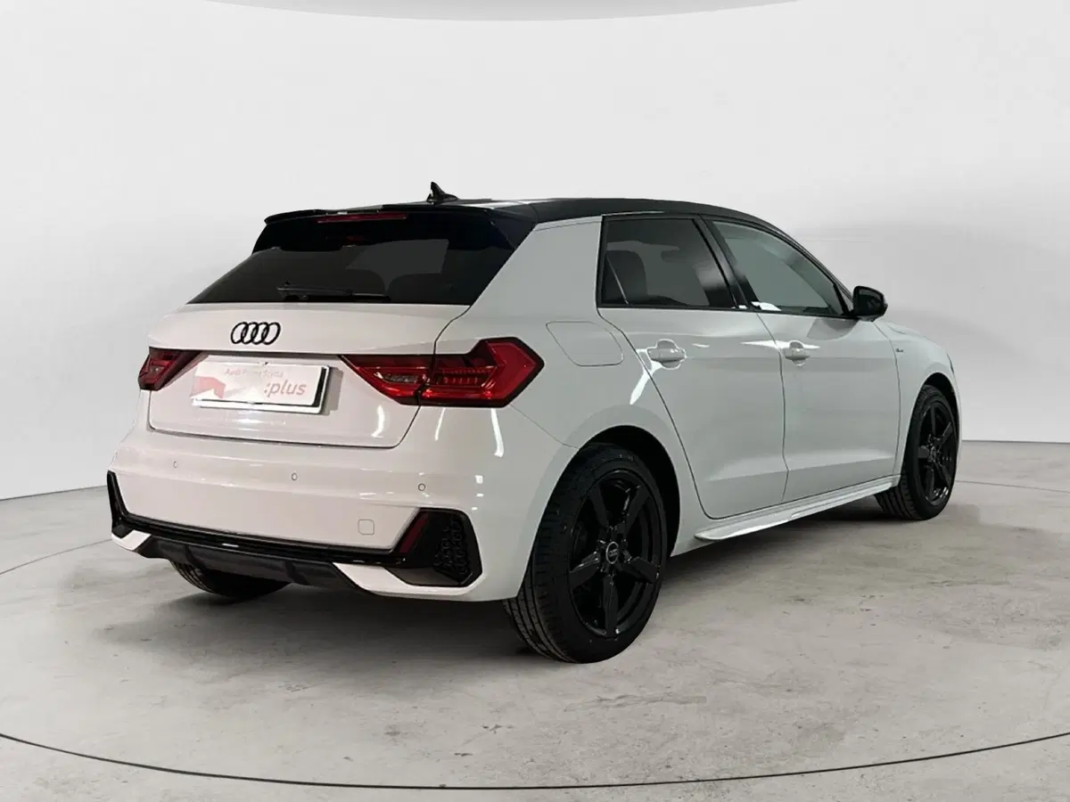 Audi A1 Sportback usata a Caserta (4)
