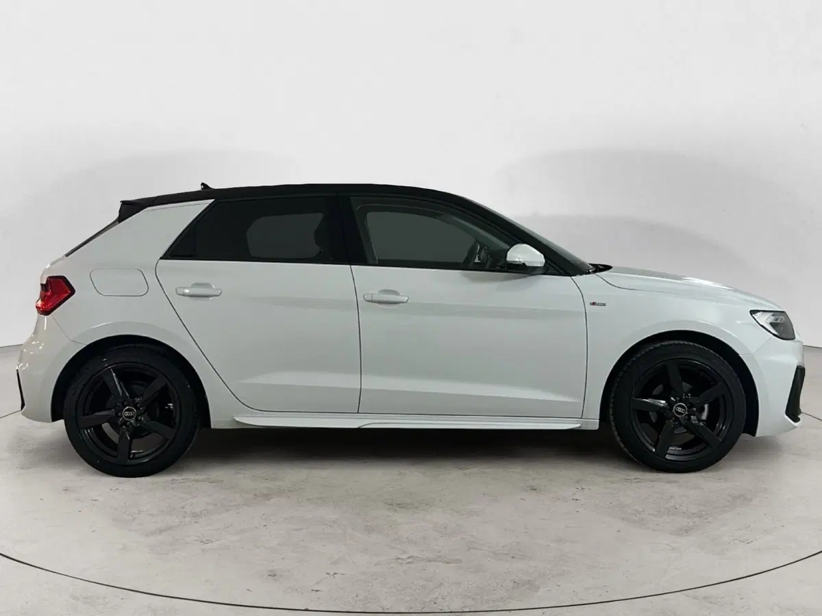 Audi A1 Sportback usata a Caserta (5)