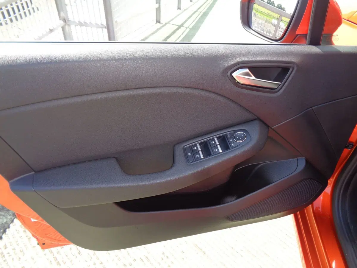 Renault Clio usata a Treviso (8)