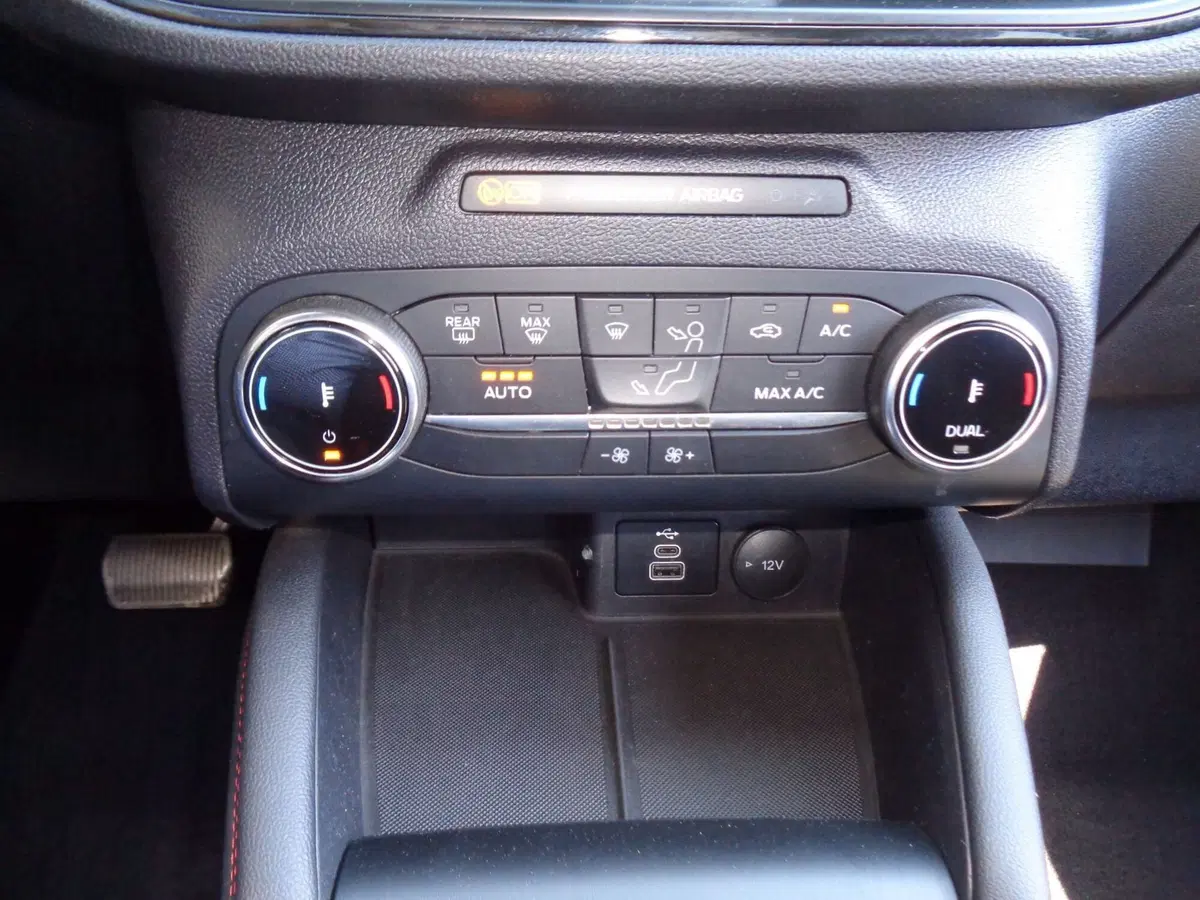 Ford Kuga usata a Treviso (17)