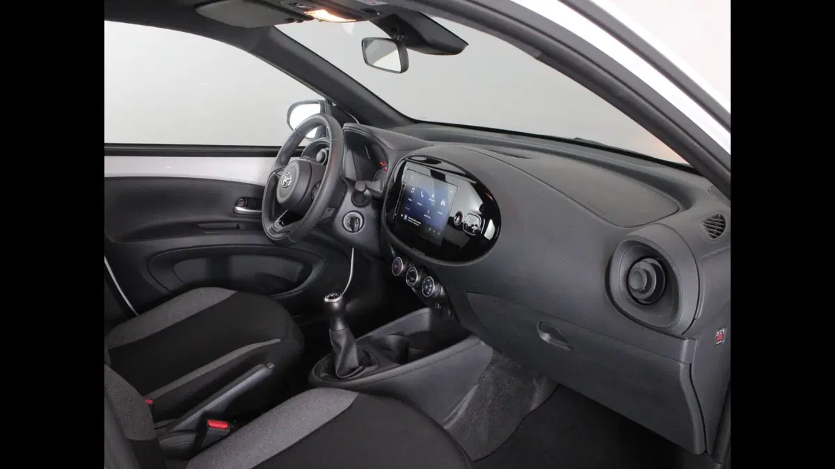 Toyota Aygo X usata a Palermo (5)