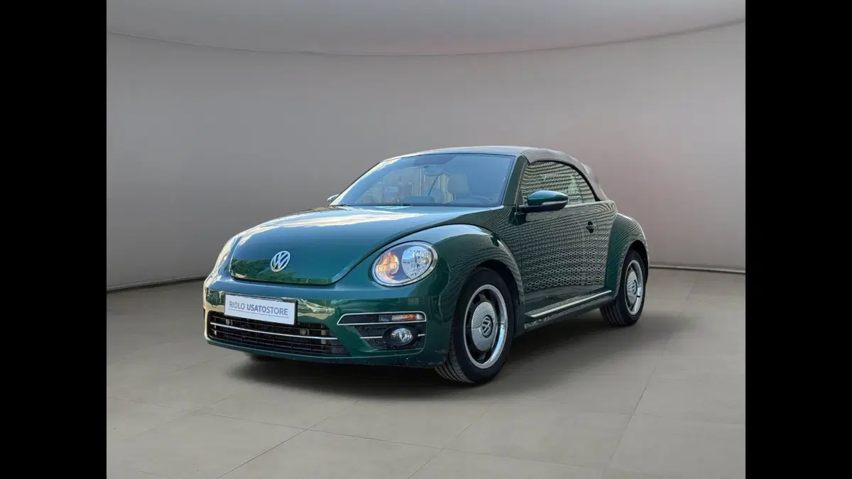Volkswagen Maggiolino Cabrio usata a Palermo