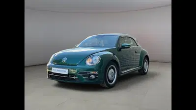 Volkswagen Maggiolino Cabrio 2.0 TDI Design BlueMotion Technology del 2017 usata a Palermo