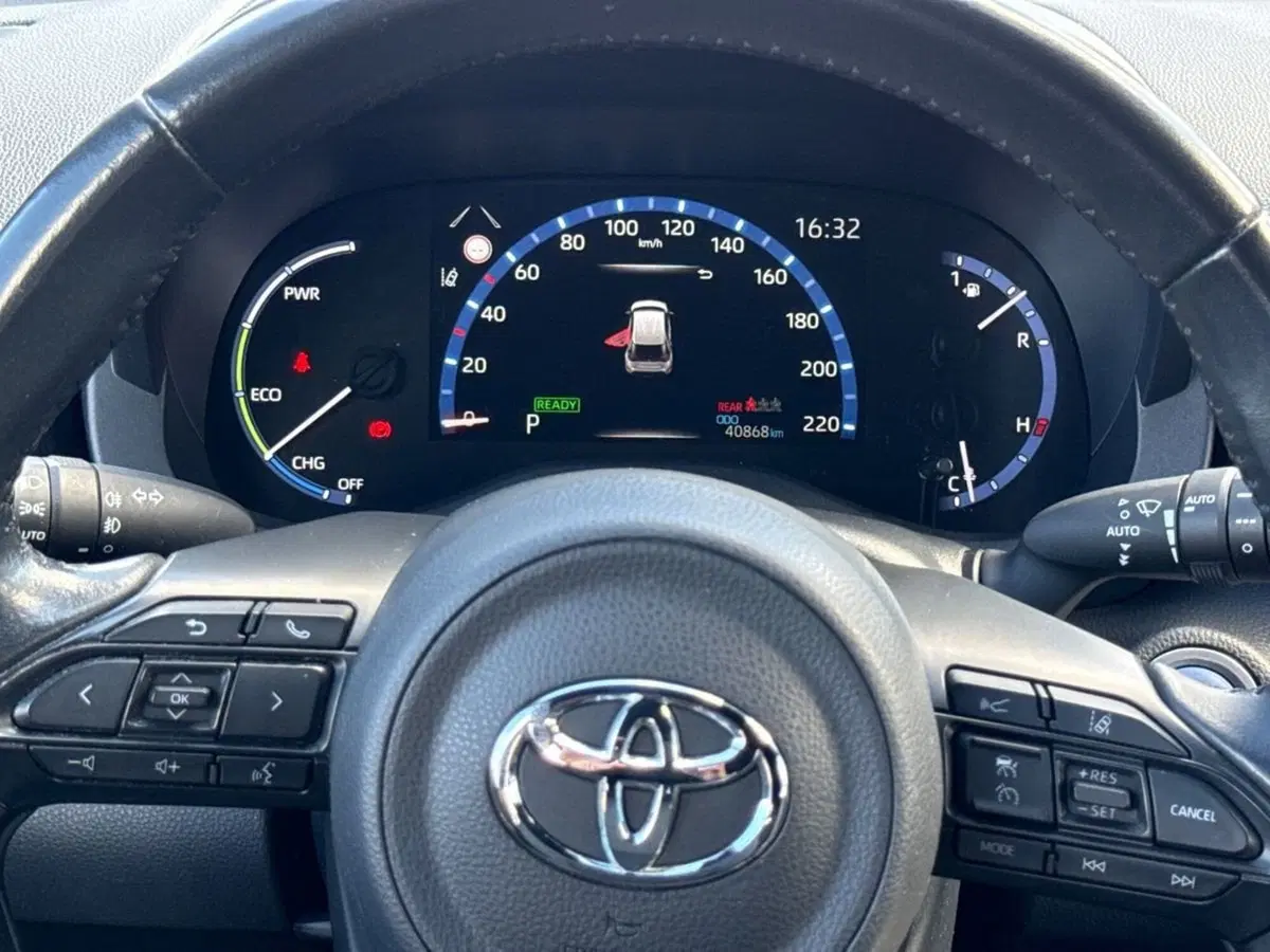 Toyota Yaris Cross usata a Palermo (9)