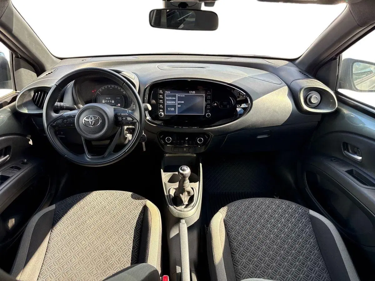 Toyota Aygo X usata a Palermo (17)