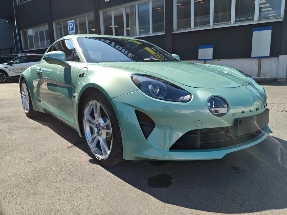 Alpine A110 nuova a Torino (2)