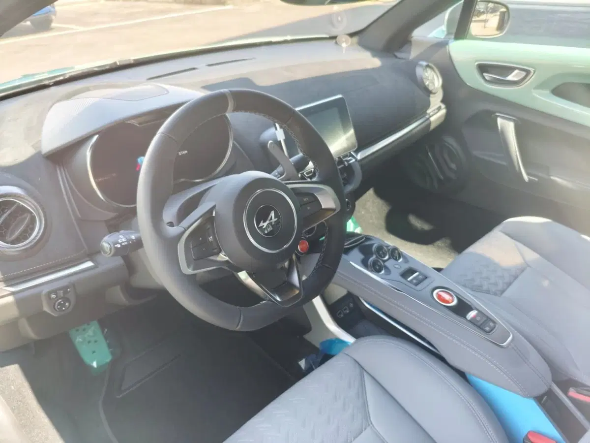 Alpine A110 nuova a Torino (7)