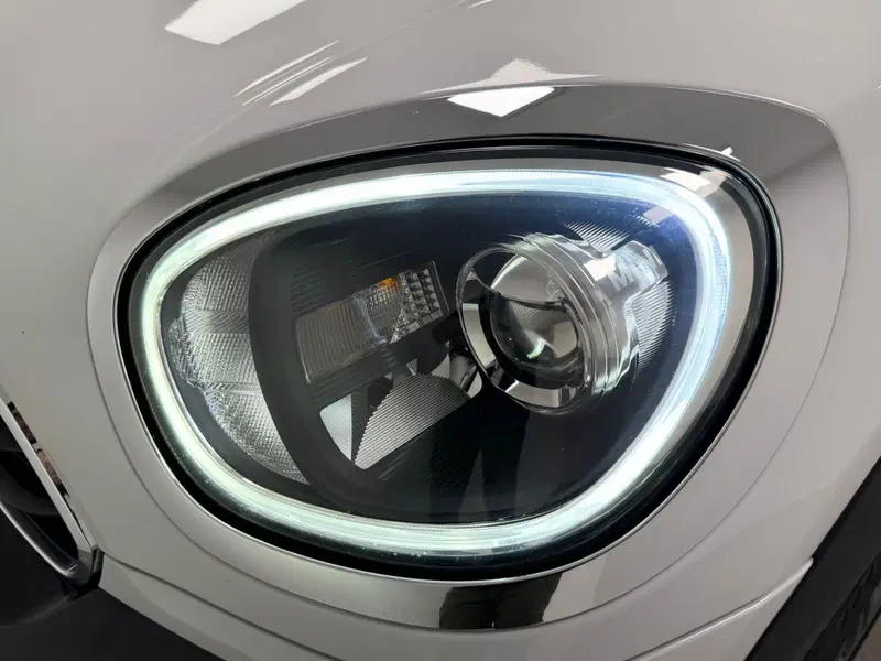 MINI Mini Countryman usata a Varese (8)