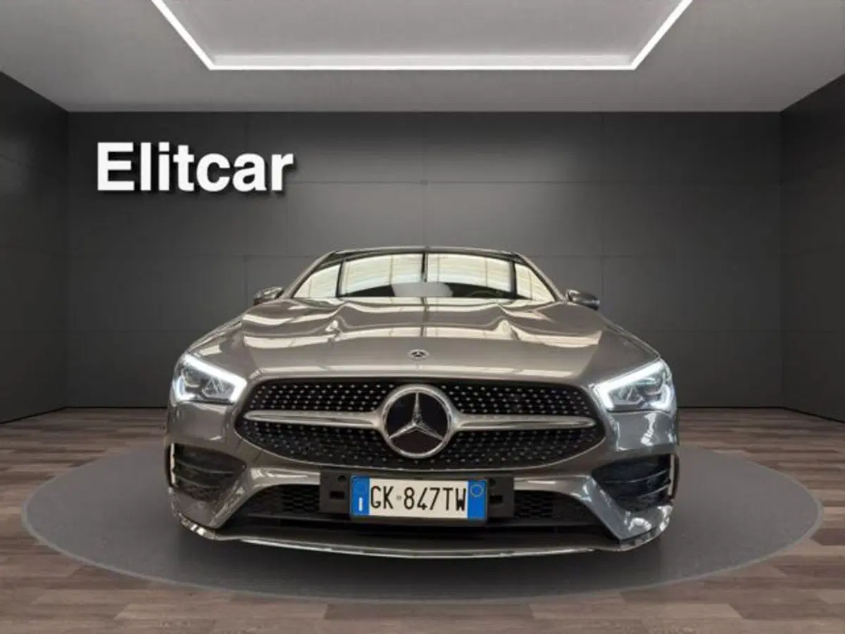 Mercedes-Benz CLA Shooting Brake usata a Milano (2)