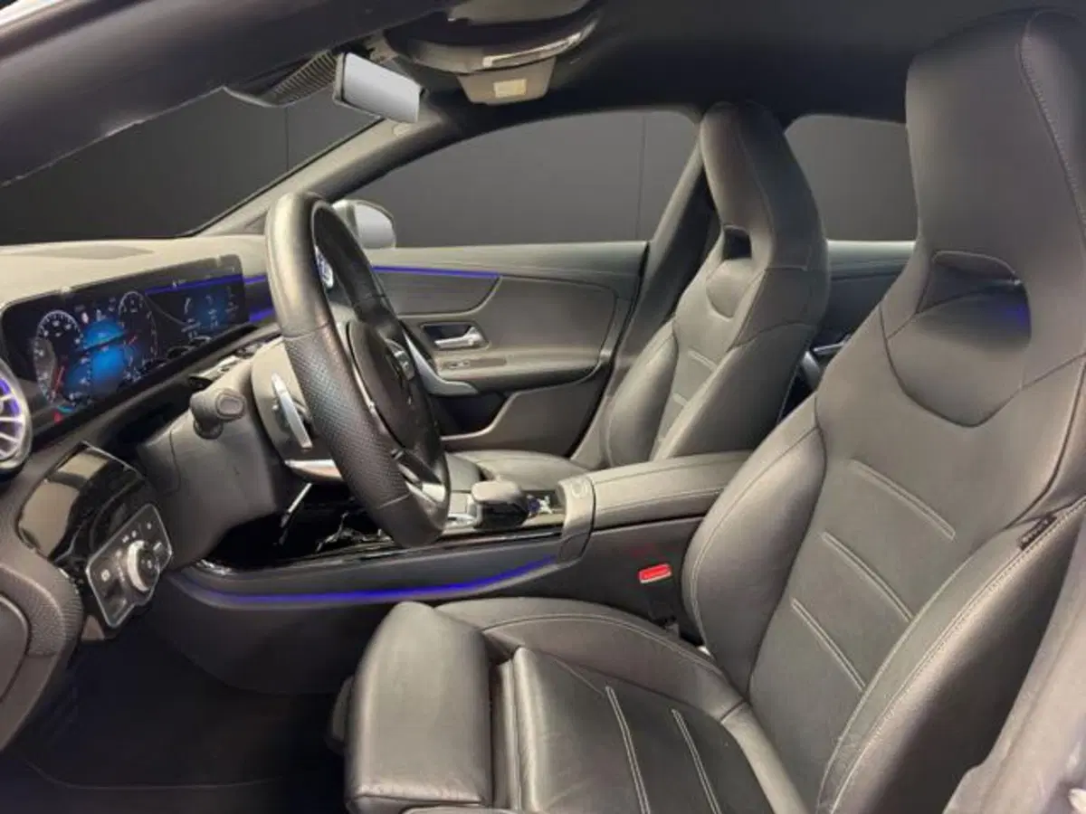 Mercedes-Benz CLA Shooting Brake usata a Milano (7)