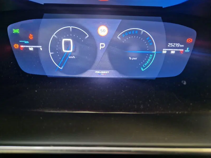 Peugeot 208 usata a Varese (11)
