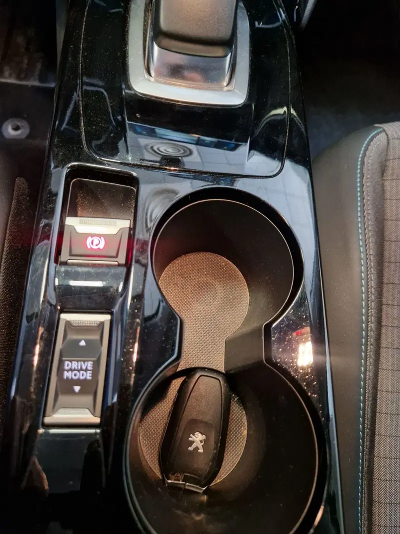 Peugeot 208 usata a Varese (16)