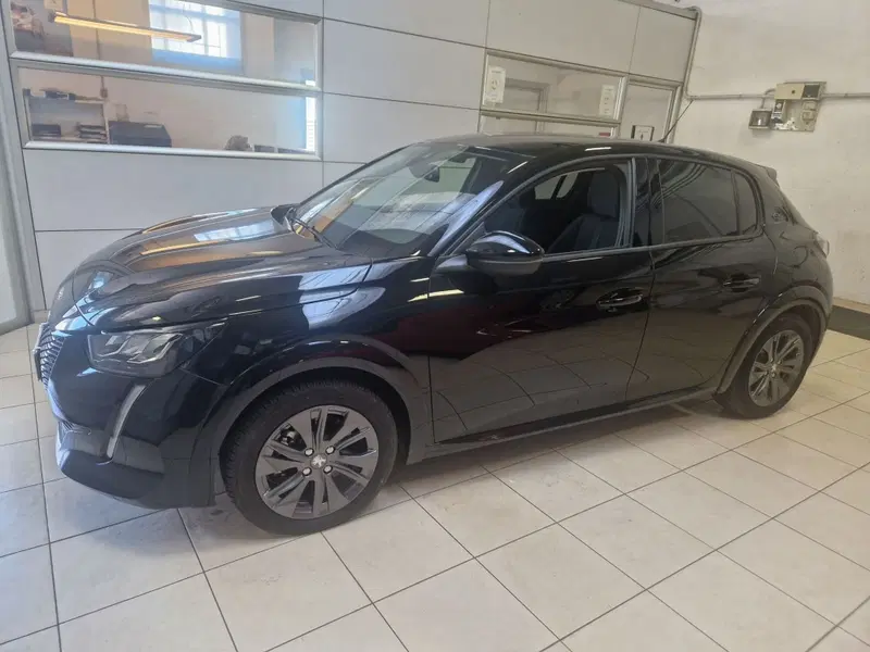 Peugeot 208 usata a Varese (3)