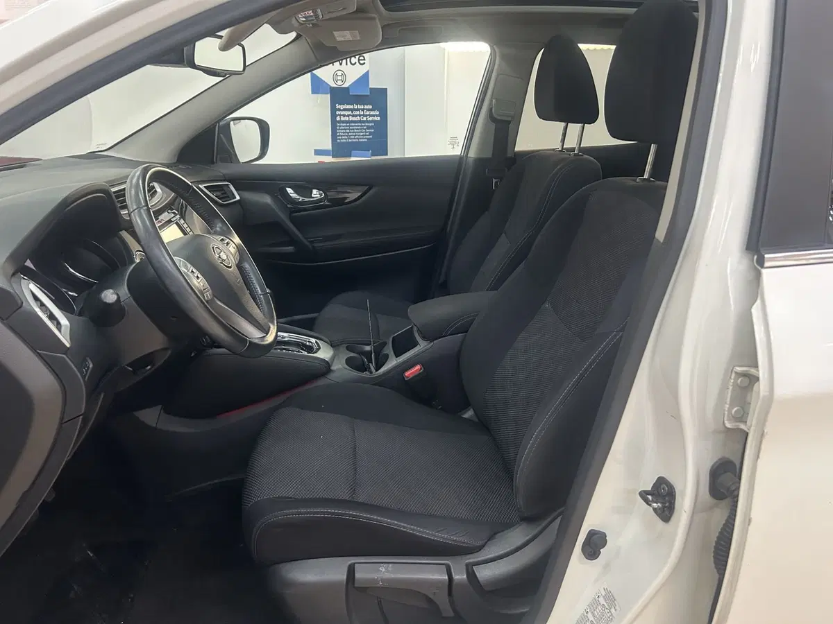 Nissan Qashqai usata a Bari (12)