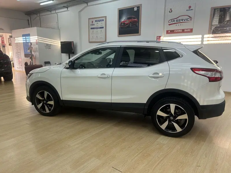 Nissan Qashqai usata a Bari (8)