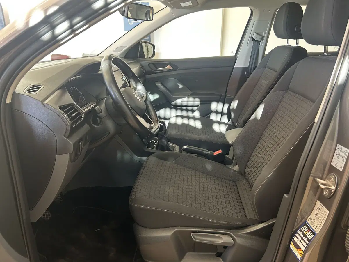 Volkswagen T-Cross usata a Bari (11)
