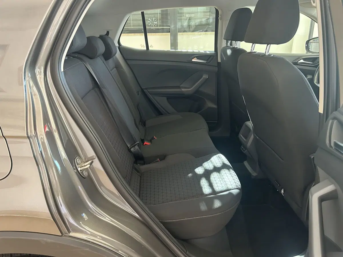 Volkswagen T-Cross usata a Bari (14)
