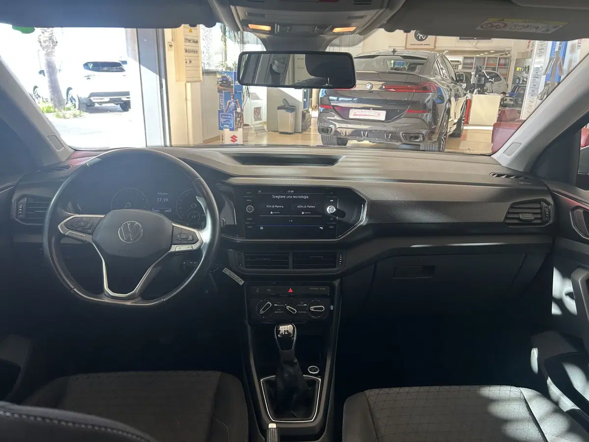 Volkswagen T-Cross usata a Bari (17)