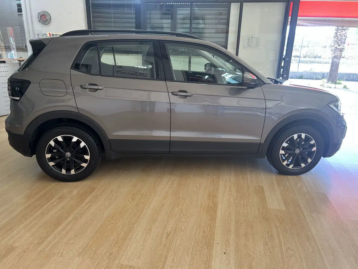 Volkswagen T-Cross usata a Bari (4)