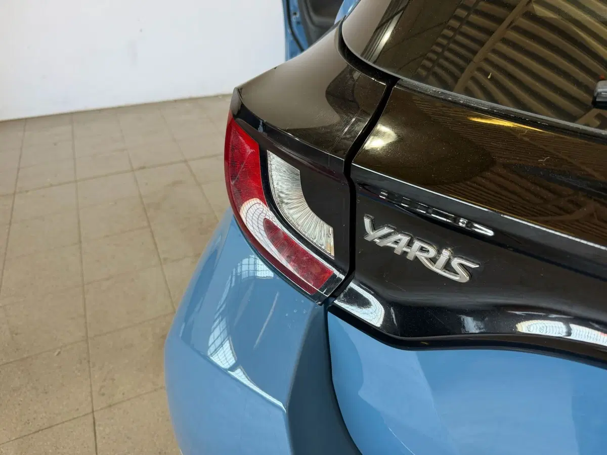 Toyota Yaris usata a Monza e Brianza (18)
