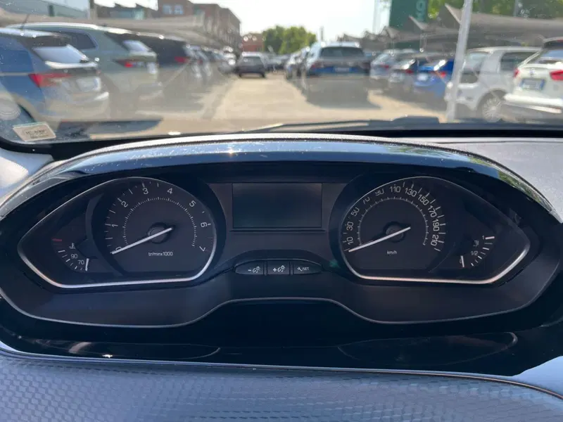 Peugeot 208 usata a Modena (14)