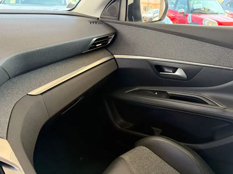 Peugeot 3008 usata a Brescia (20)