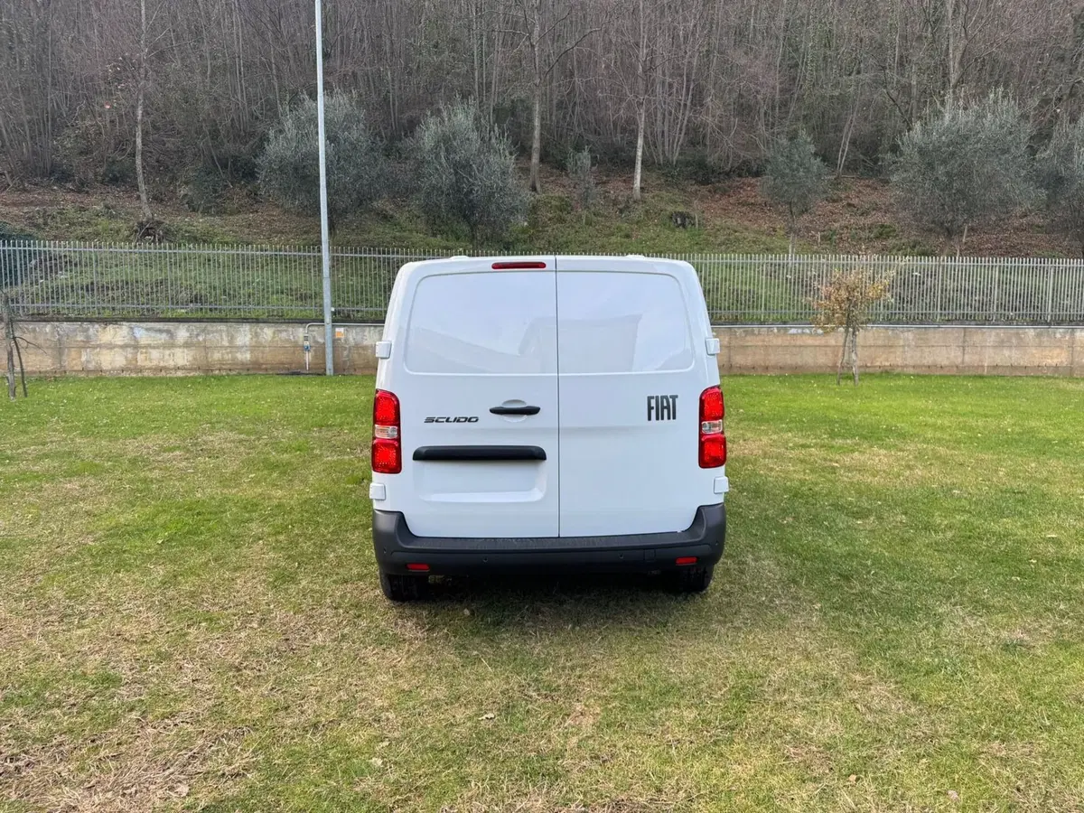 Fiat Scudo Furgone nuova a Salerno (11)