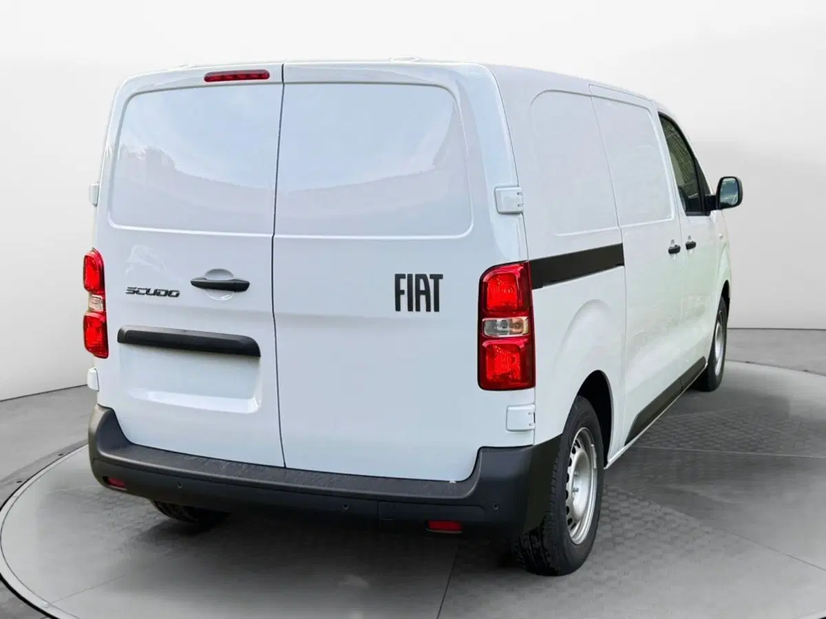 Fiat Scudo Furgone nuova a Salerno (4)