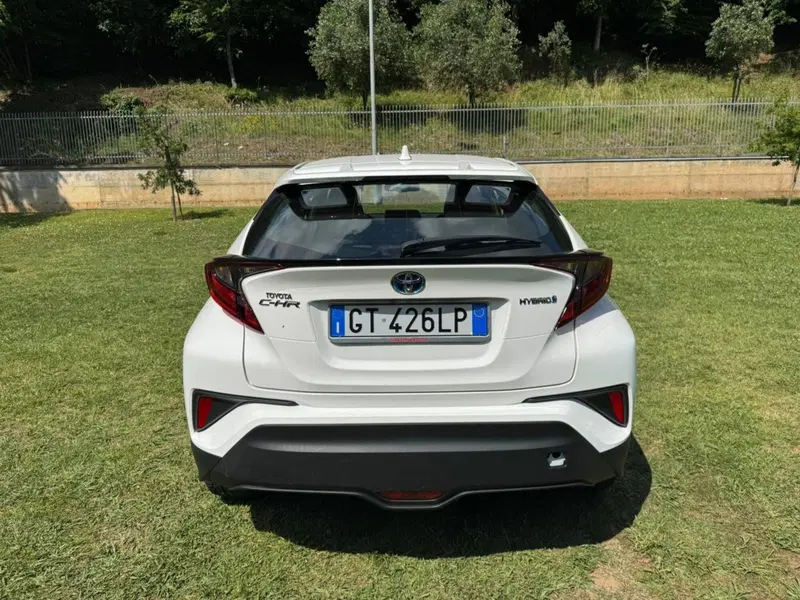 Toyota Toyota C-HR usata a Salerno (14)