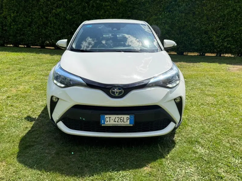 Toyota Toyota C-HR usata a Salerno (2)