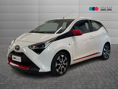 Toyota Aygo 1.0 VVT-i 72 CV 5 porte x-play del 2018 usata a Prato