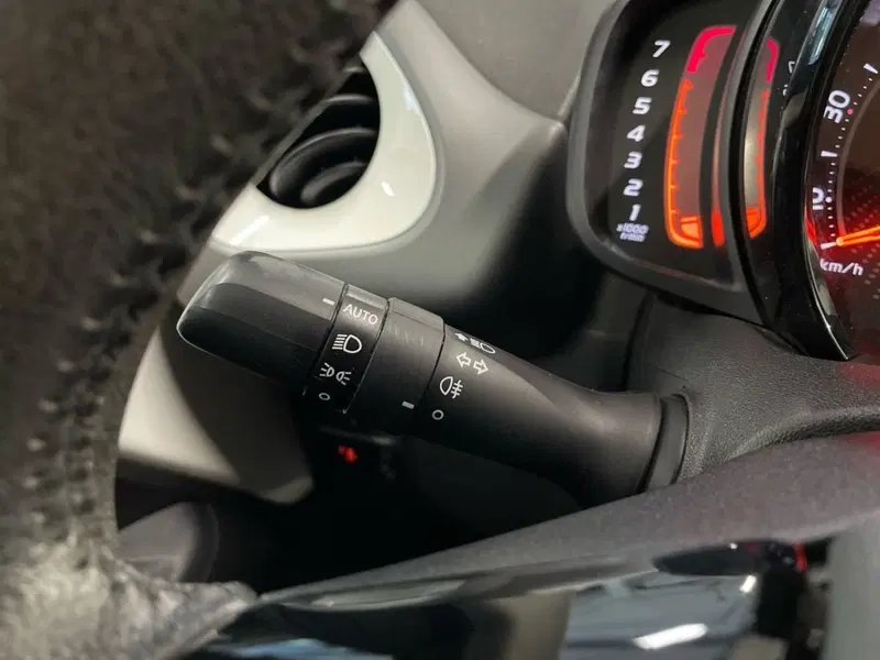 Toyota Aygo usata a Prato (17)