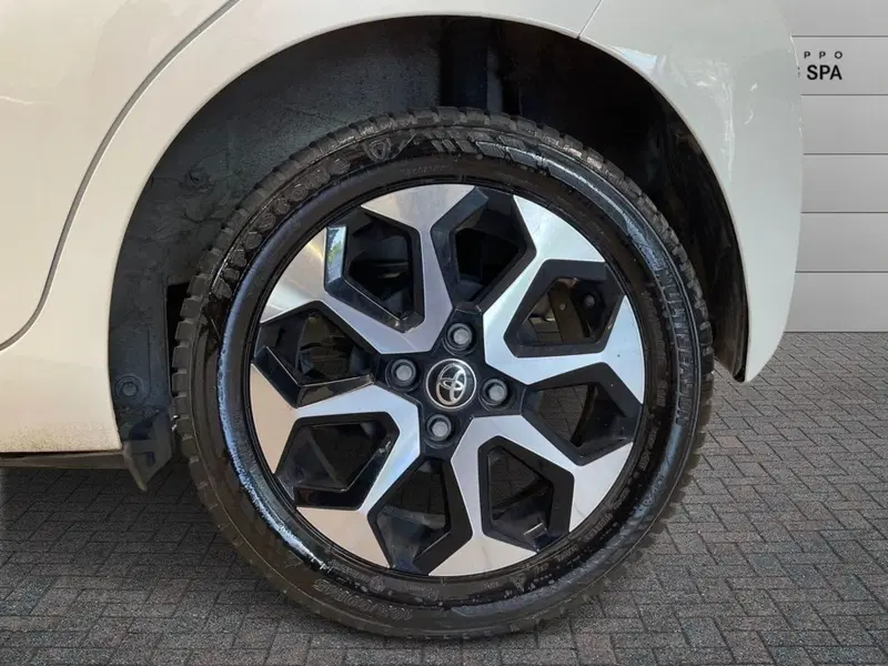 Toyota Aygo usata a Prato (6)