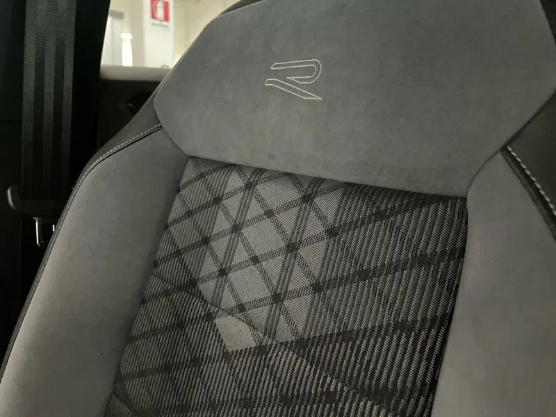 Volkswagen T-Roc usata a Prato (17)