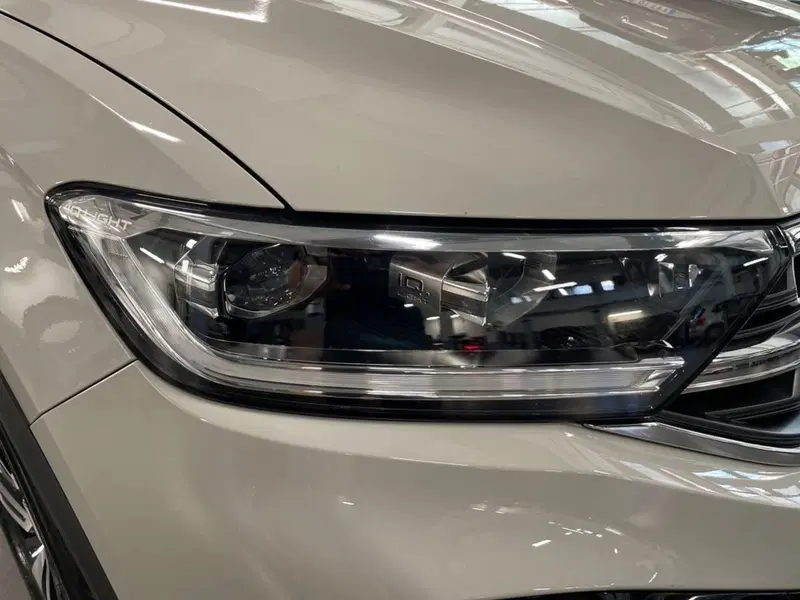 Volkswagen T-Roc usata a Prato (7)