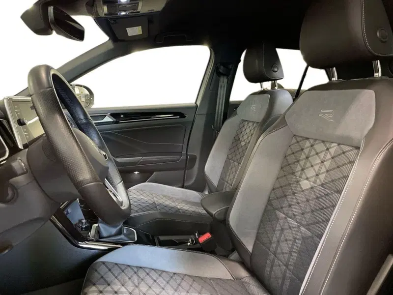 Volkswagen T-Roc usata a Prato (9)