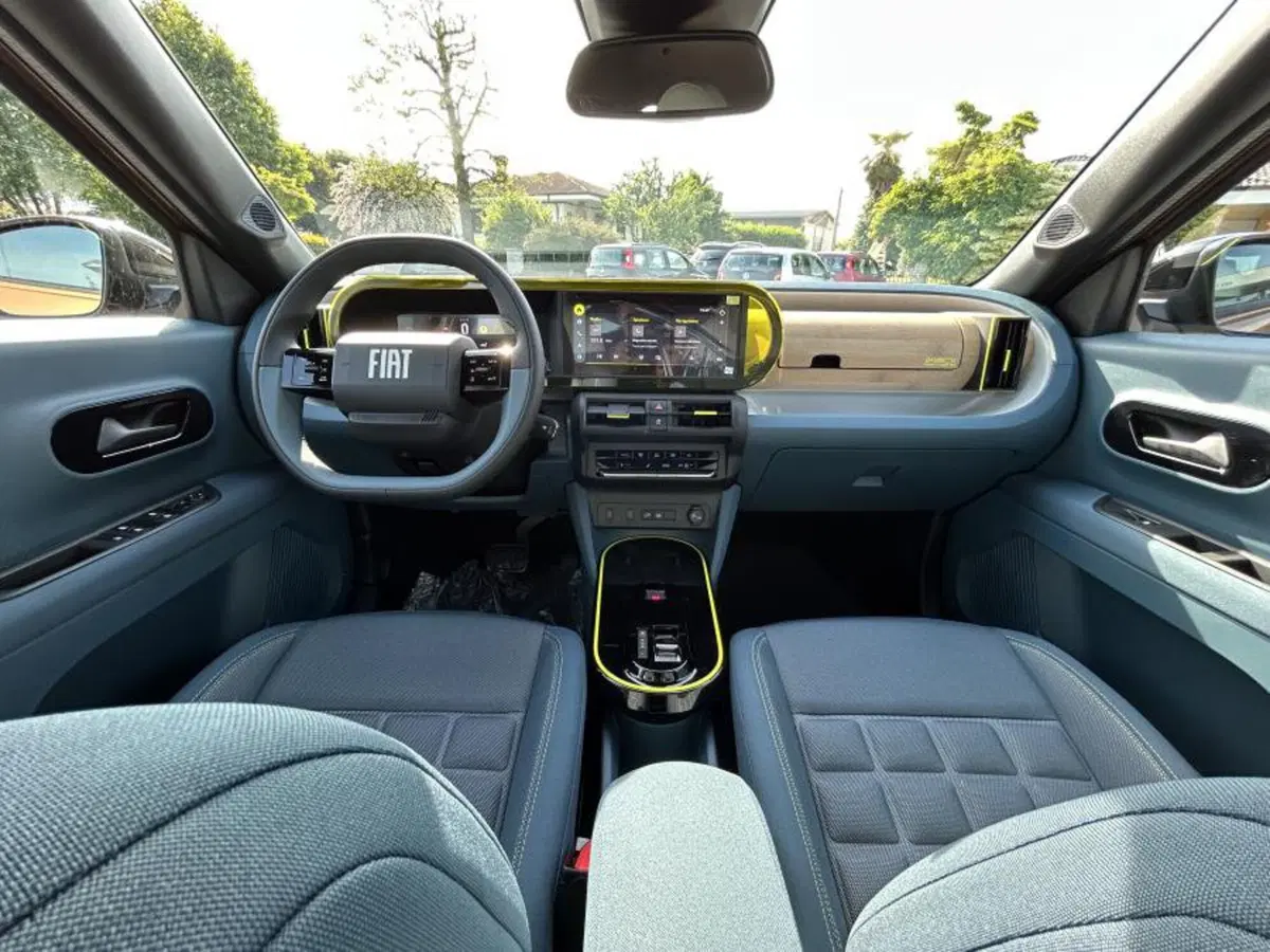 Fiat Grande Panda nuova a Cuneo (11)