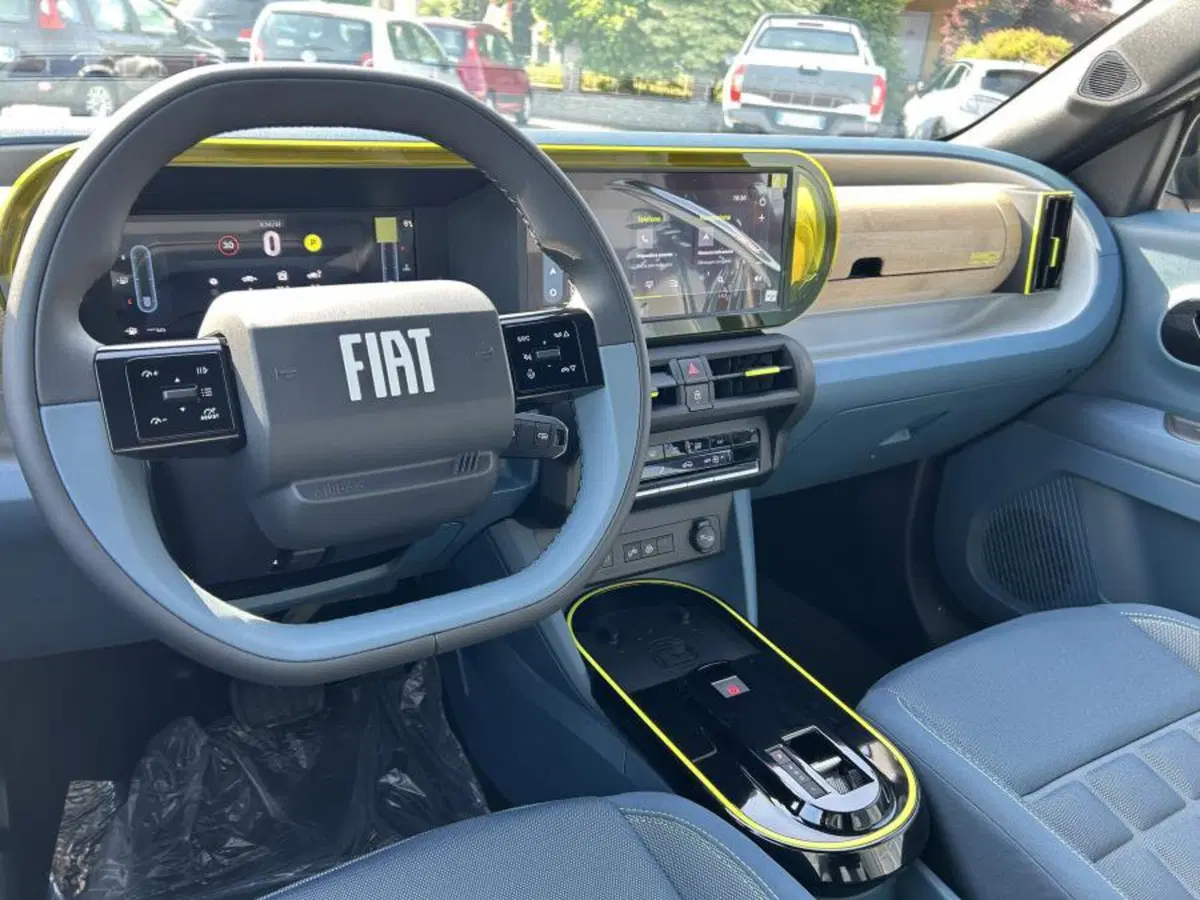Fiat Grande Panda nuova a Cuneo (12)