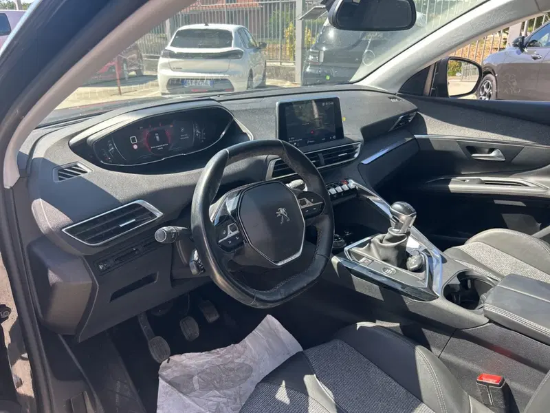 Peugeot 3008 usata a Frosinone (12)