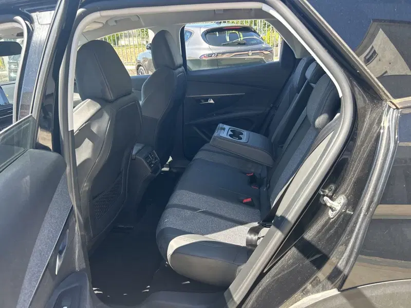 Peugeot 3008 usata a Frosinone (13)