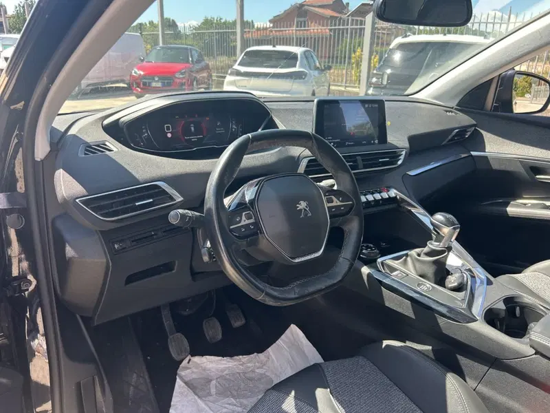 Peugeot 3008 usata a Frosinone (14)